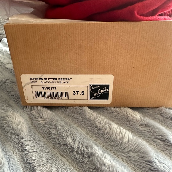 Glitter brand new with sole protector CL heels - Picture 3 of 4